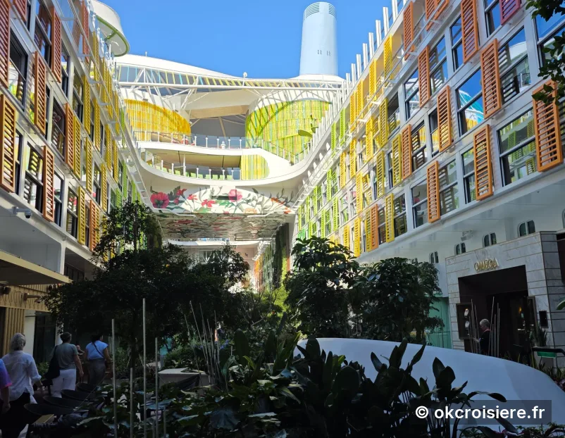 Plans des ponts du Legend of the Seas, photo 3