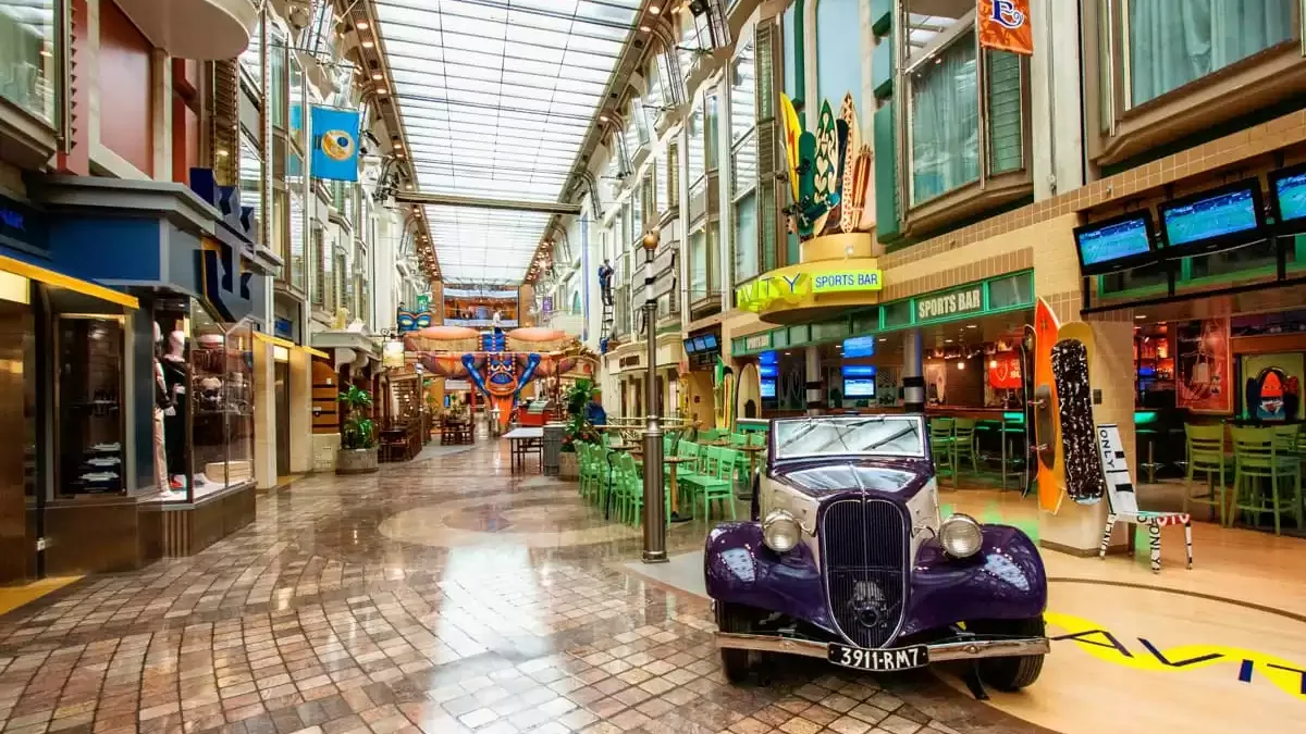 Espaces et activités à bord du Adventure of the Seas