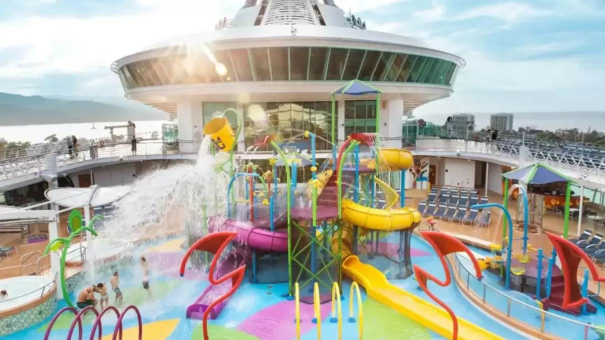 Espaces et activités à bord du Adventure of the Seas