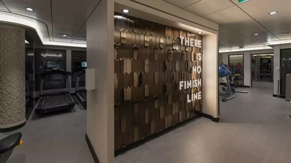 Espaces et activités à bord du Aroya