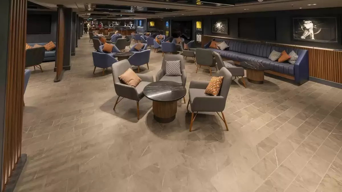 Espaces et activités à bord du Aroya