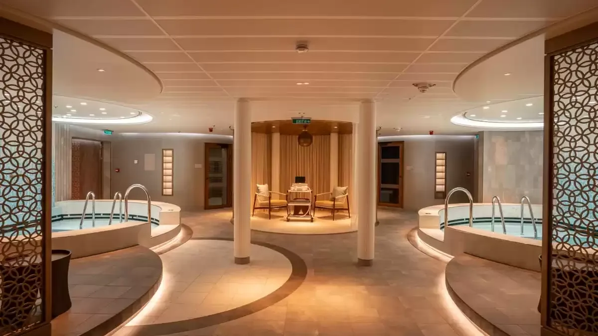 Espaces et activités à bord du Aroya