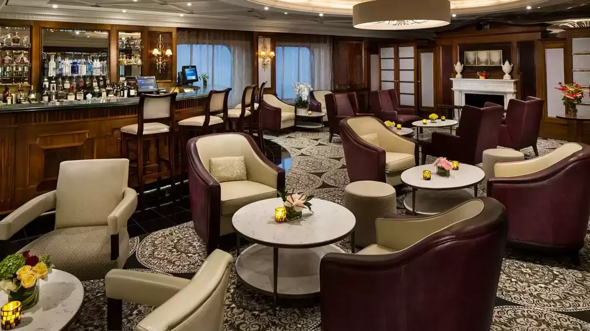 Espaces et activités à bord du Azamara Onward