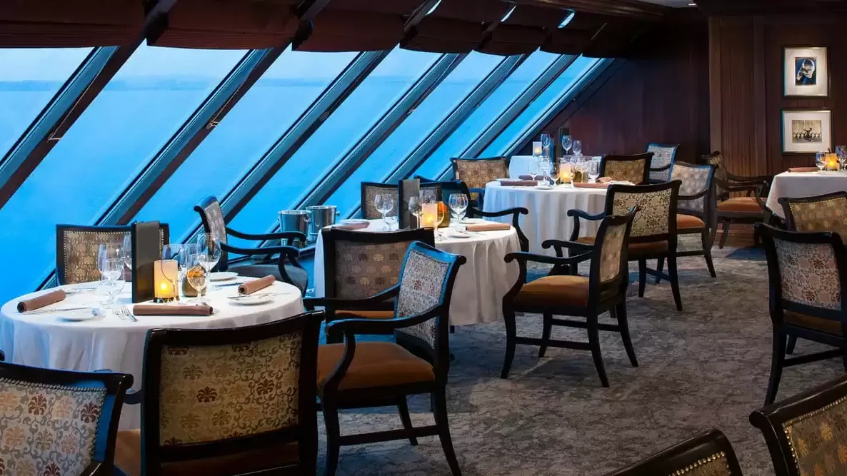 Espaces et activités à bord du Azamara Onward