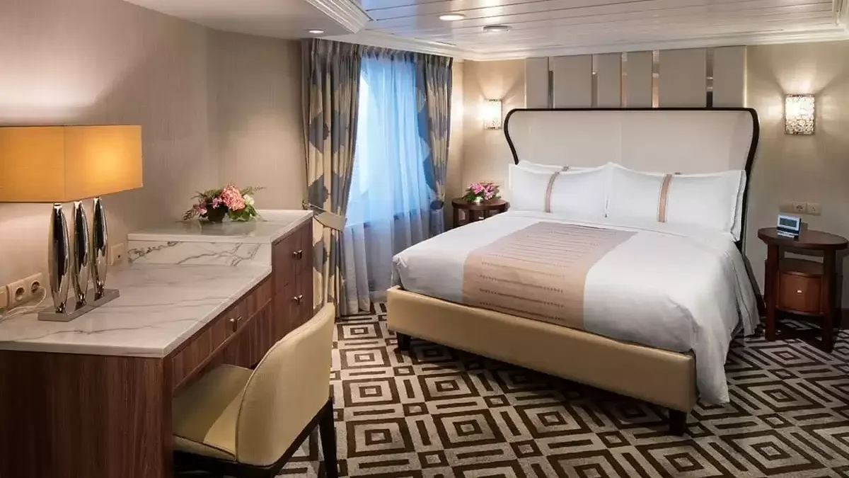 Une cabine à bord du Azamara Onward