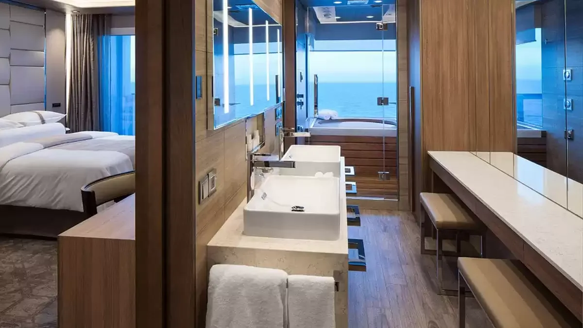 Une cabine à bord du Azamara Onward