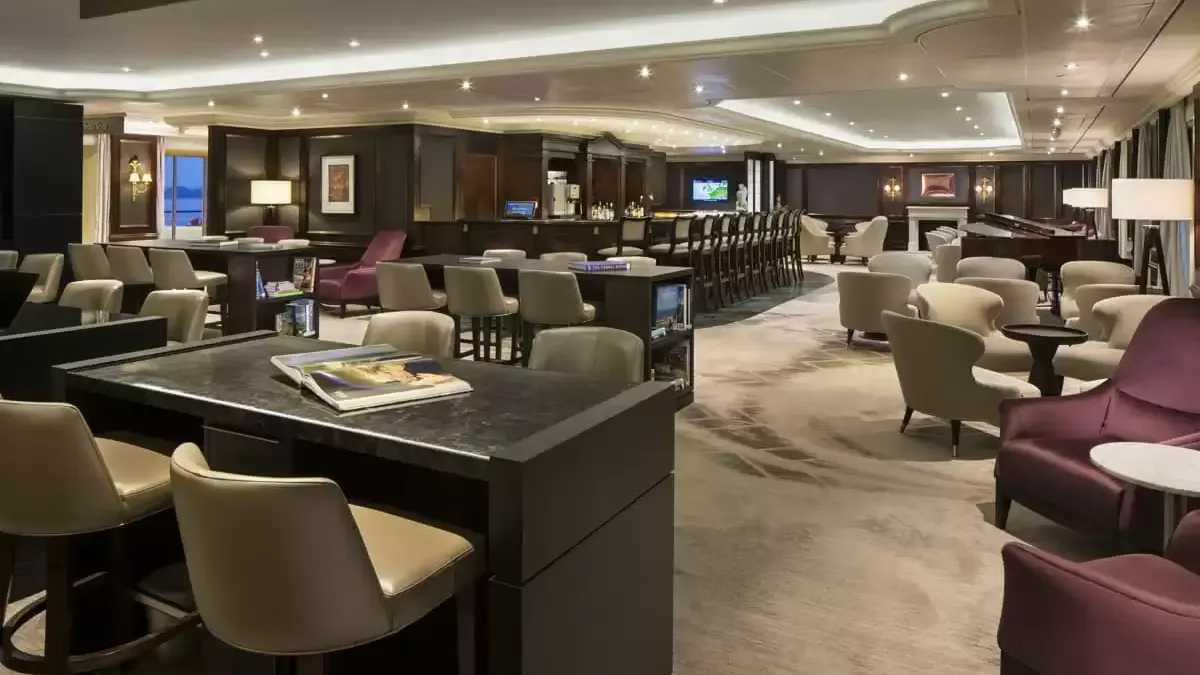 Espaces et activités à bord du Azamara Pursuit
