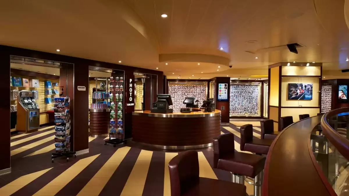 Espaces et activités à bord du Carnival Breeze
