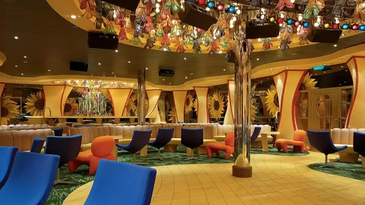 Espaces et activités à bord du Carnival Conquest