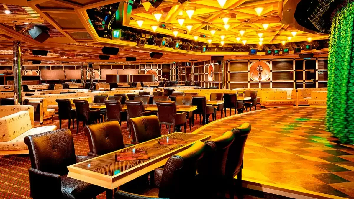 Espaces et activités à bord du Carnival Glory
