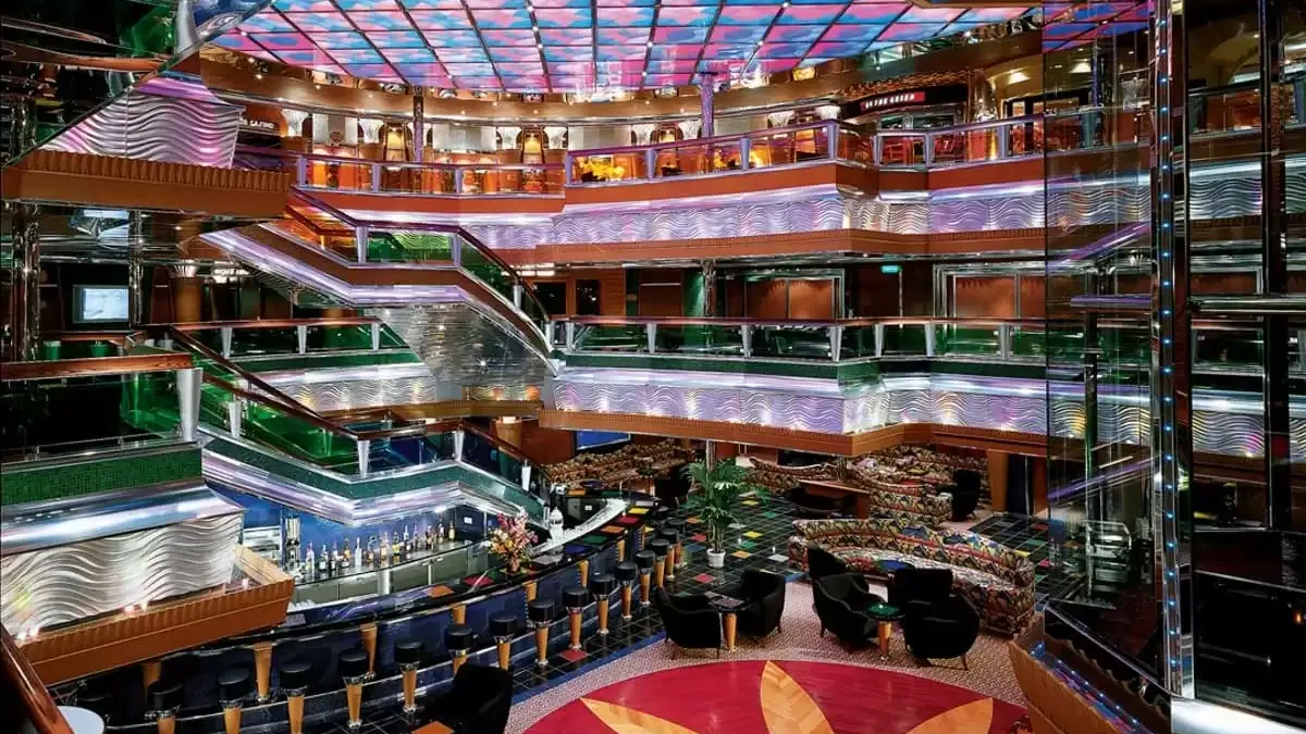 Espaces et activités à bord du Carnival Glory
