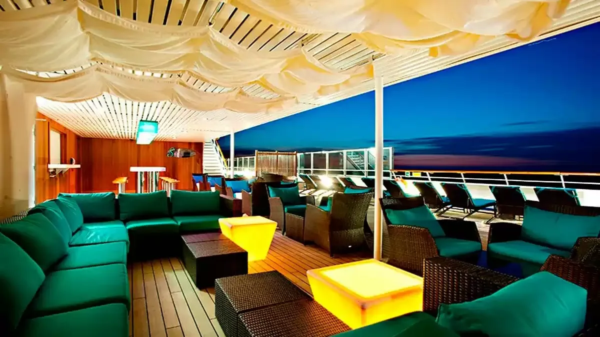 Espaces et activités à bord du Carnival Glory
