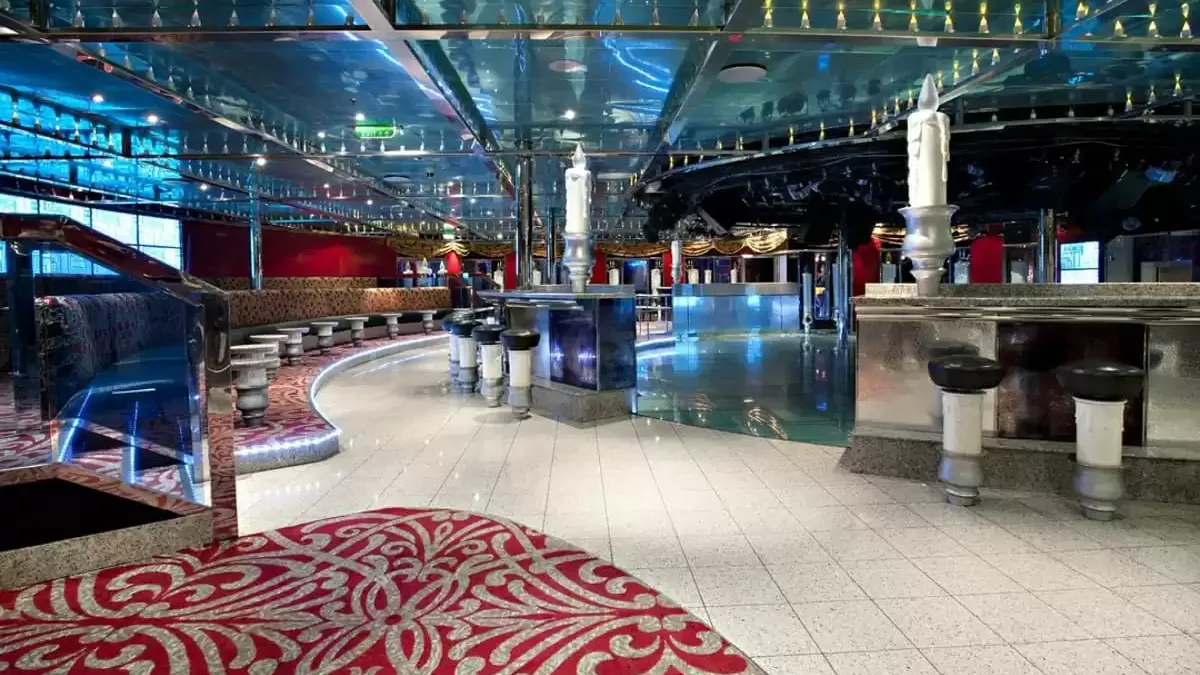 Espaces et activités à bord du Carnival Glory