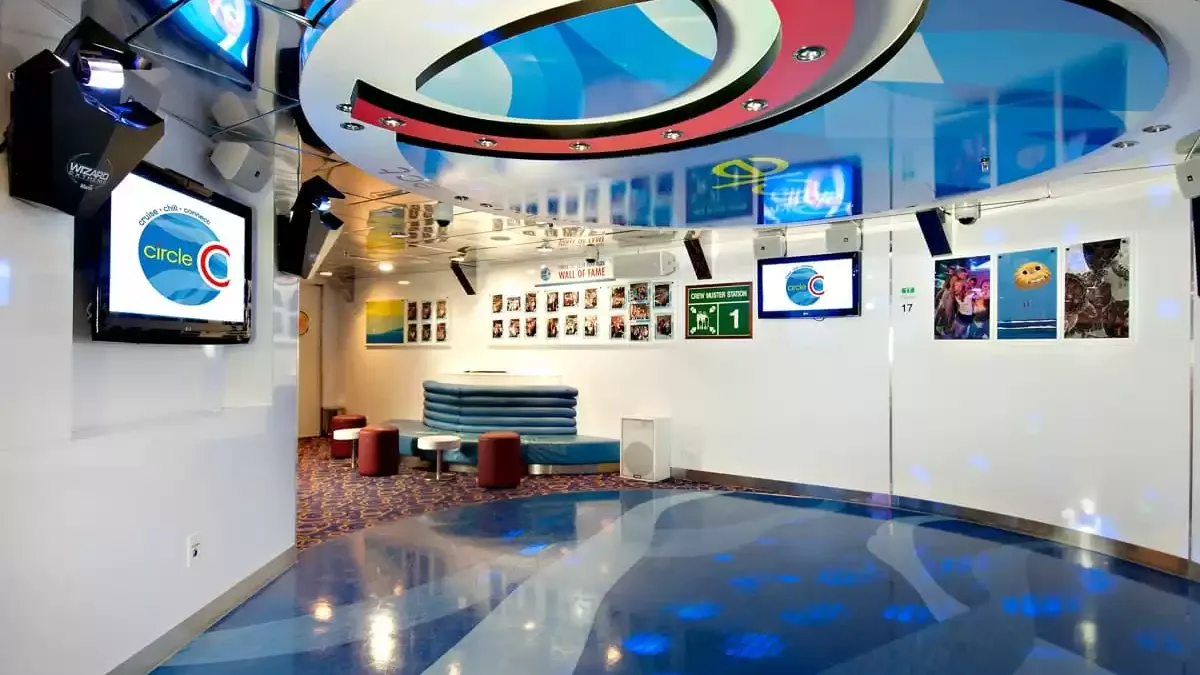Espaces et activités à bord du Carnival Miracle