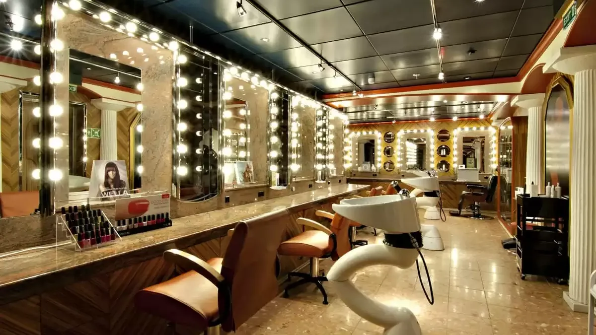 Espaces et activités à bord du Carnival Miracle