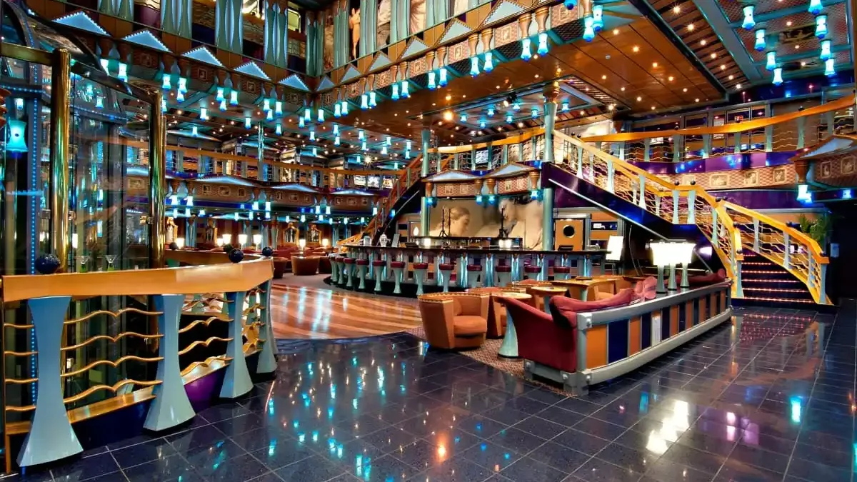 Espaces et activités à bord du Carnival Miracle