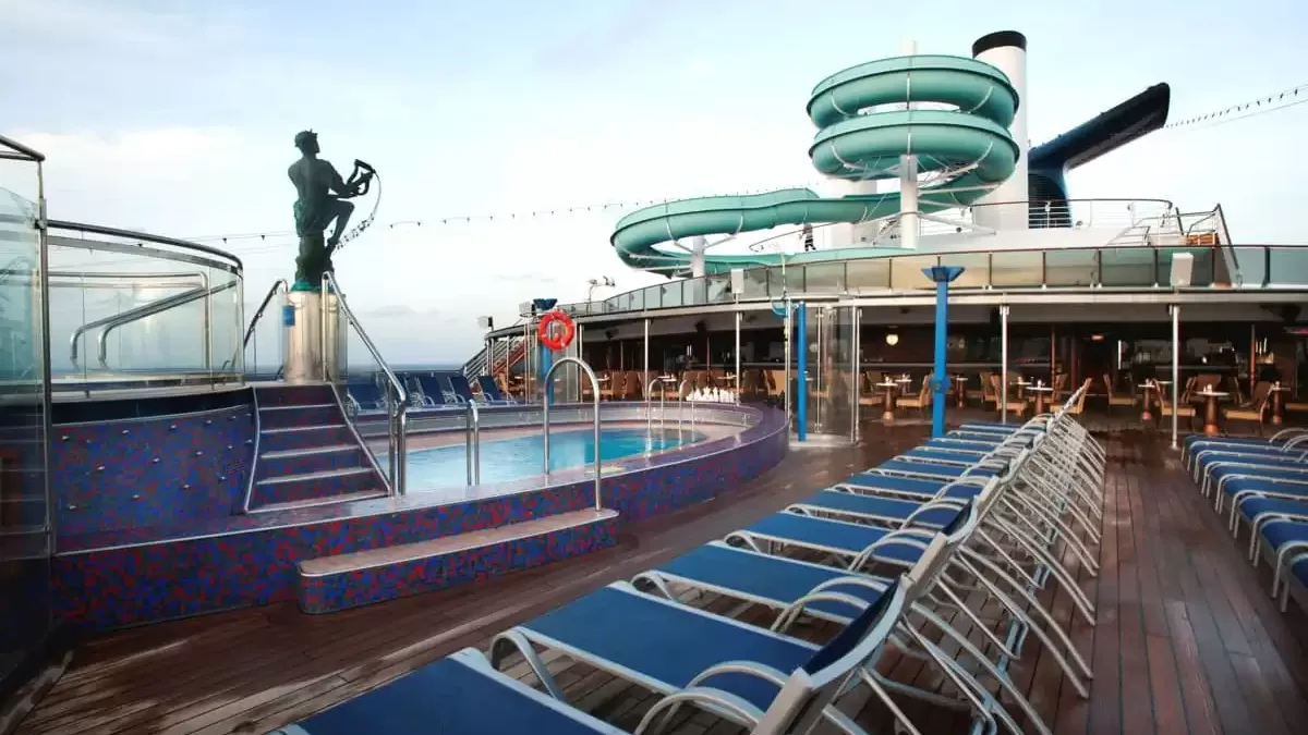 Espaces et activités à bord du Carnival Miracle