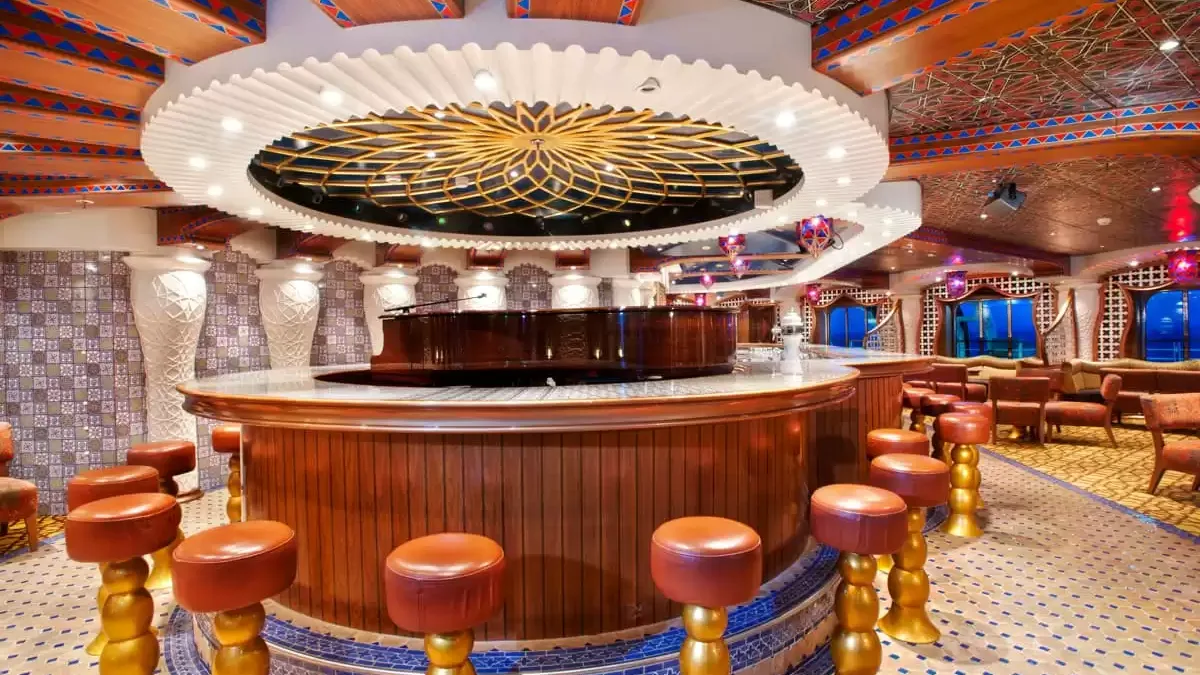 Espaces et activités à bord du Carnival Miracle