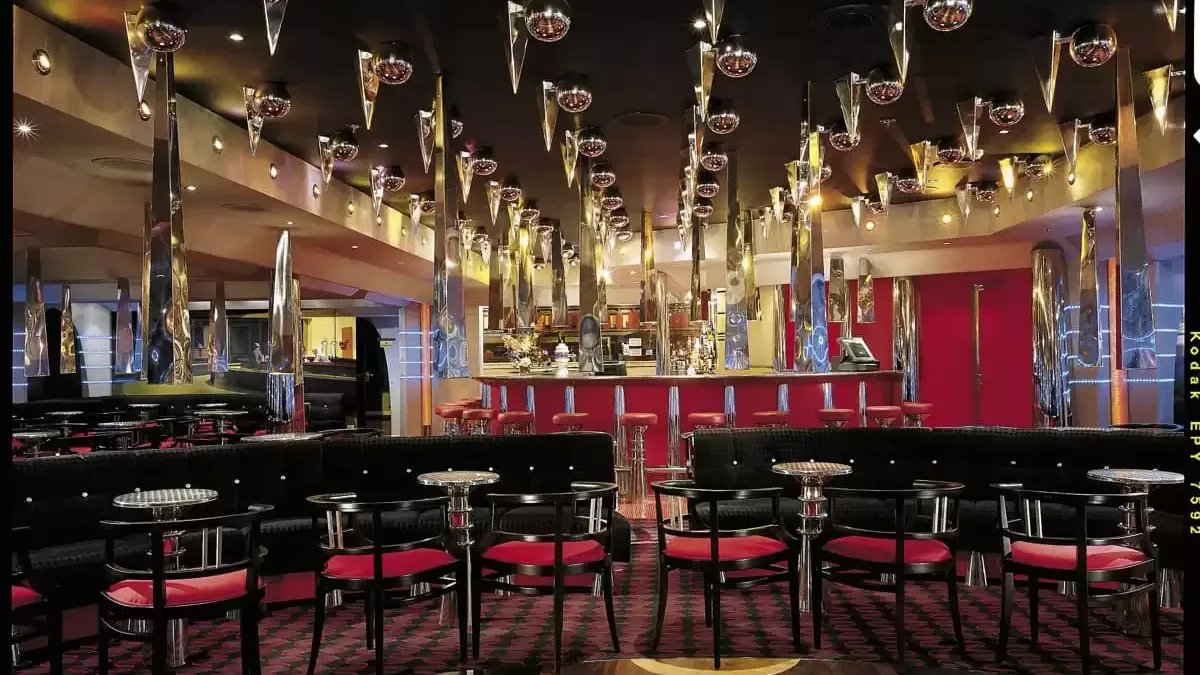 Espaces et activités à bord du Carnival Miracle