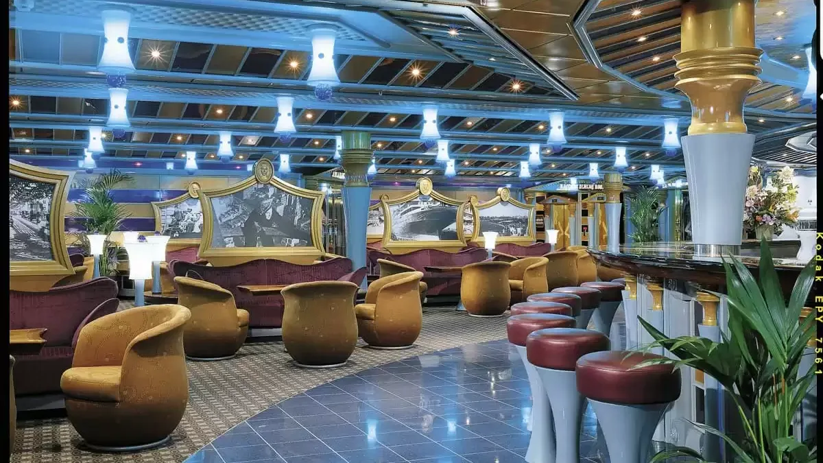 Espaces et activités à bord du Carnival Miracle