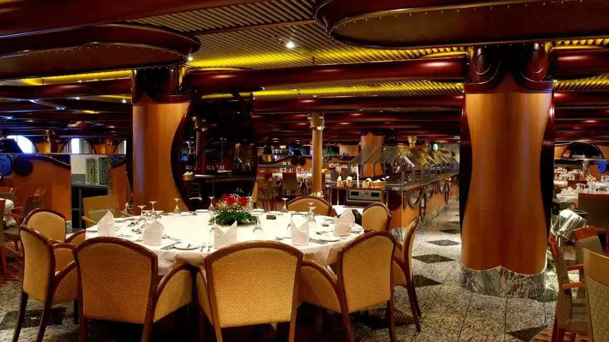 Espaces et activités à bord du Carnival Paradise
