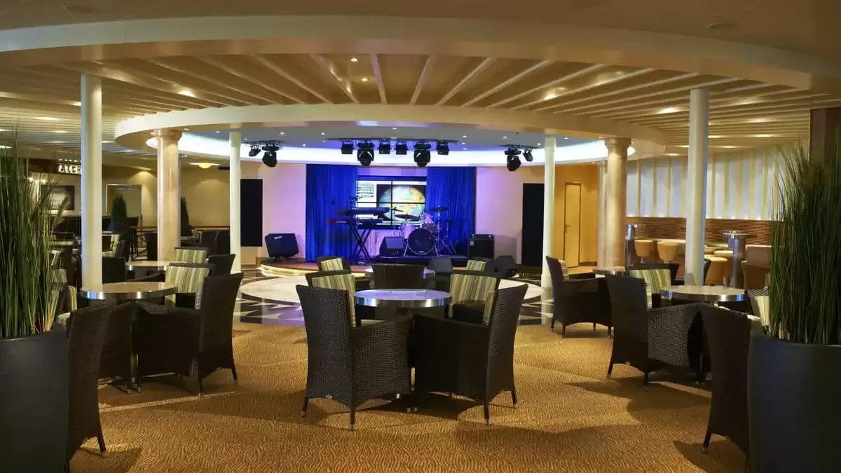 Espaces et activités à bord du Carnival Sunshine