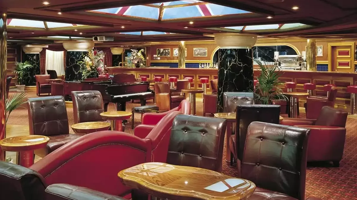 Espaces et activités à bord du Carnival Valor