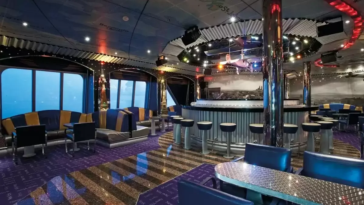 Espaces et activités à bord du Carnival Valor