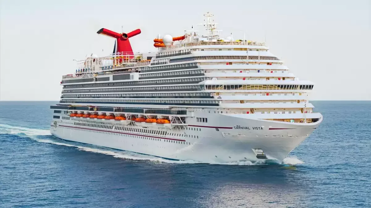 Le Carnival Vista en mer, vu du ciel