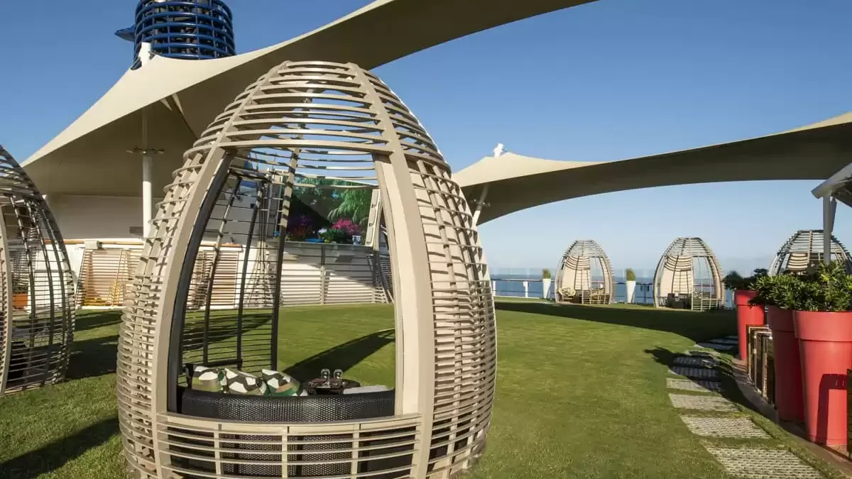 Espaces et activités à bord du Celebrity Equinox