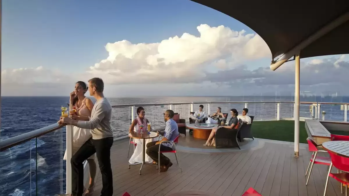 Espaces et activités à bord du Celebrity Solstice