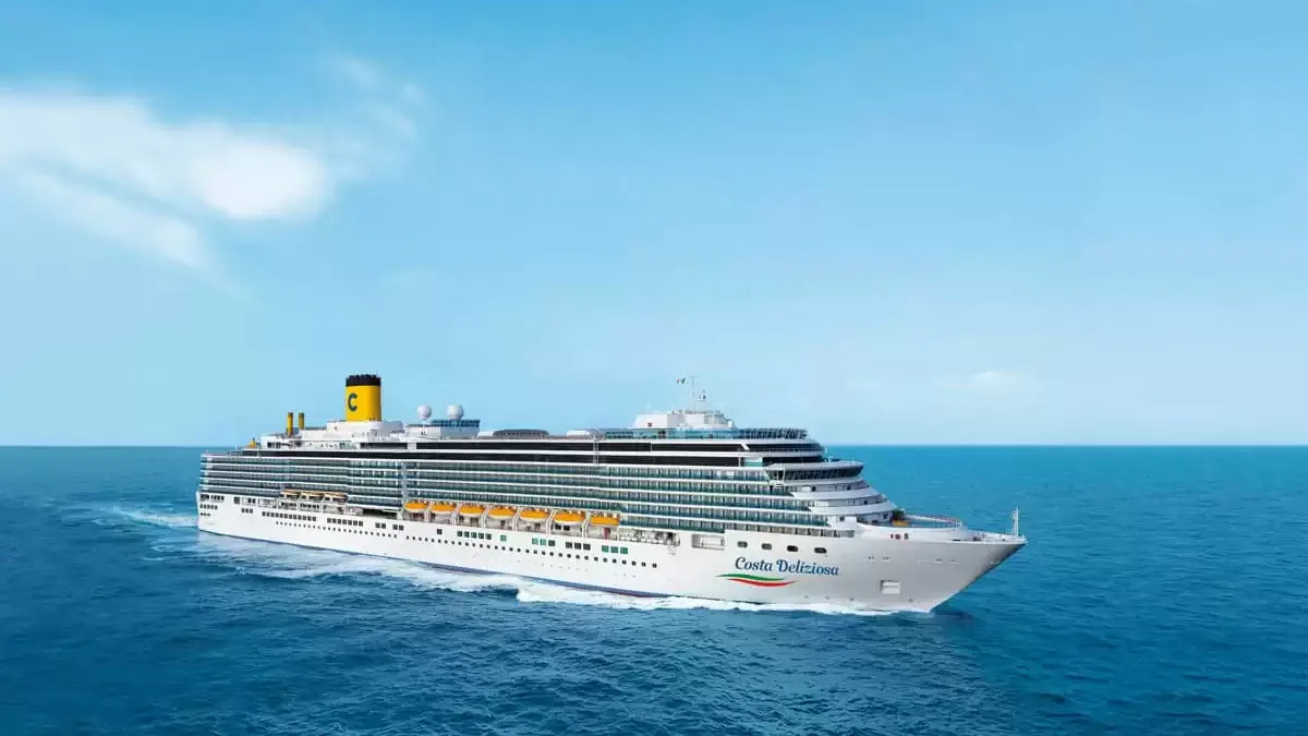 Le Costa Deliziosa en mer, vu du ciel