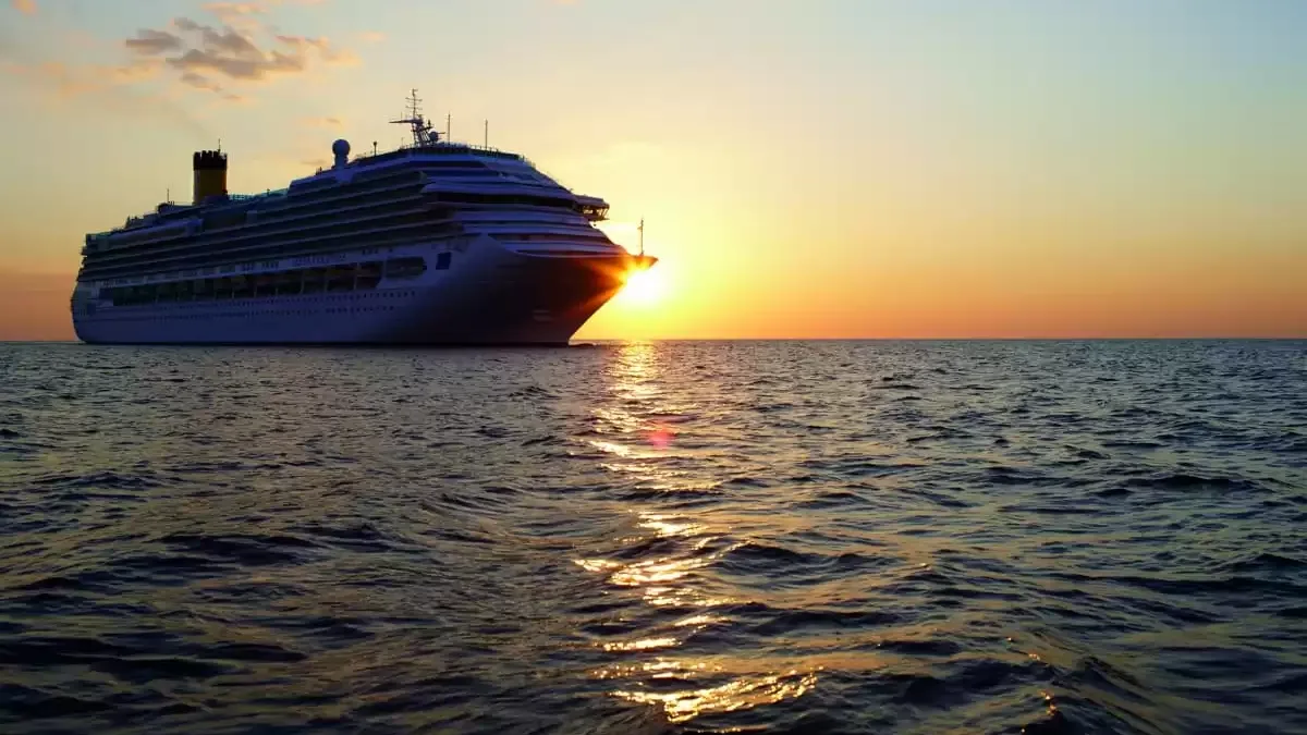 Le Costa Fascinosa en mer, vu du ciel