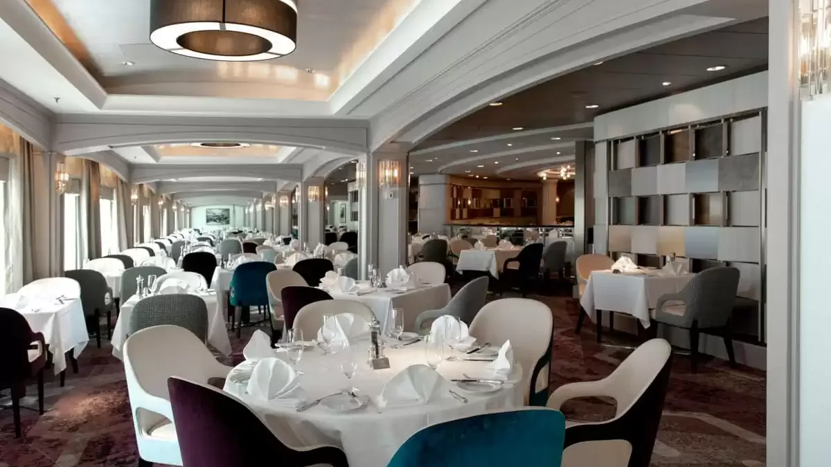 Espaces et activités à bord du Crystal Serenity
