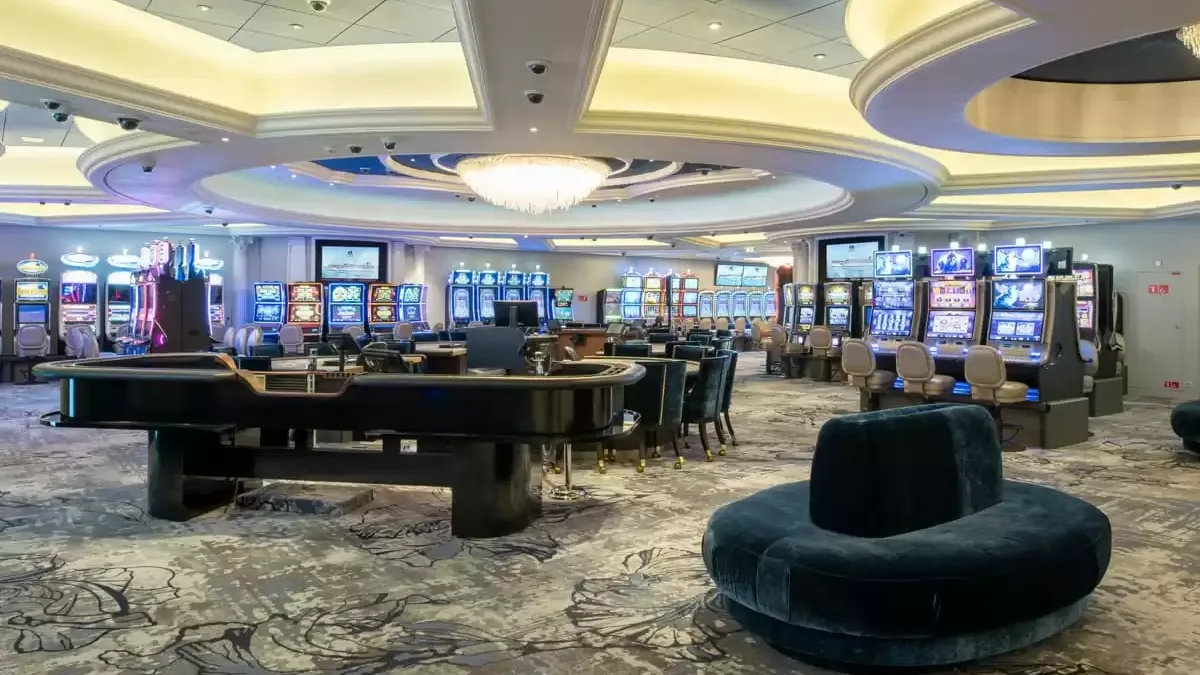 Espaces et activités à bord du Crystal Serenity