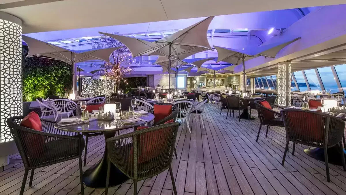 Espaces et activités à bord du Crystal Serenity