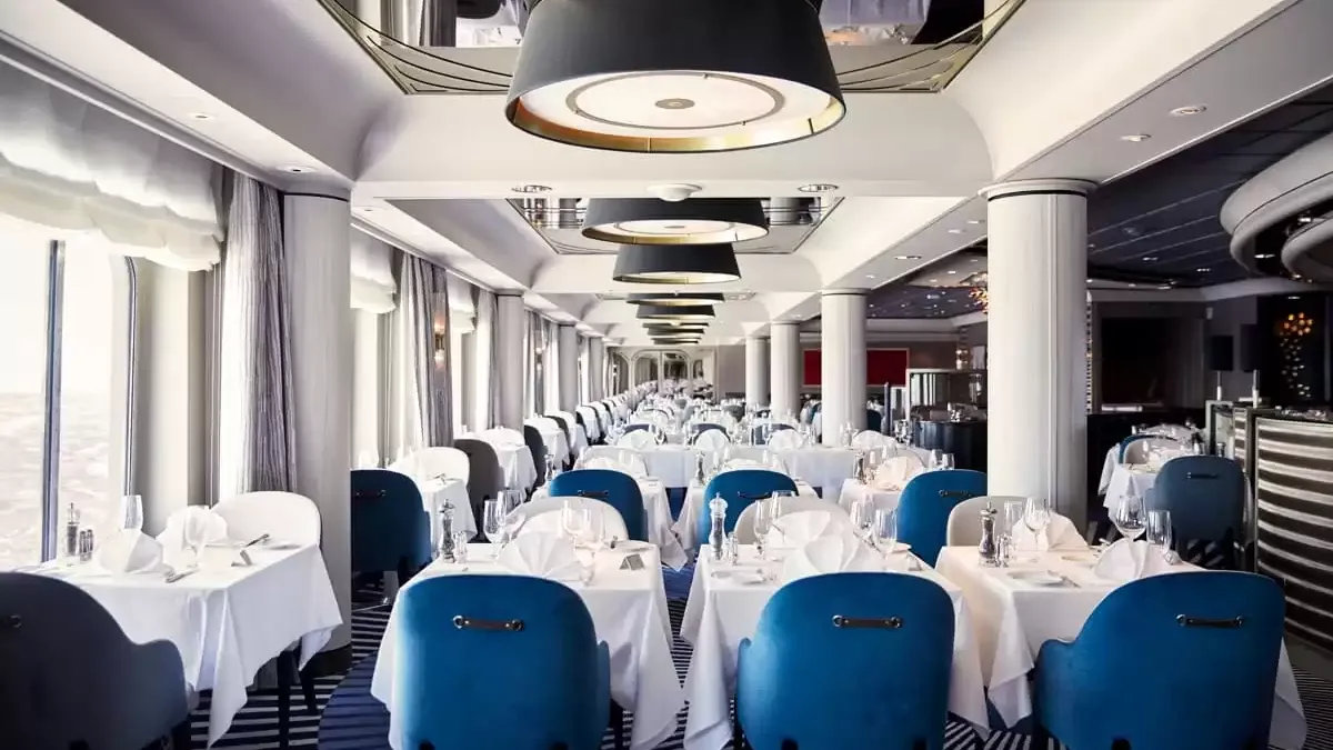 Espaces et activités à bord du Crystal Symphony