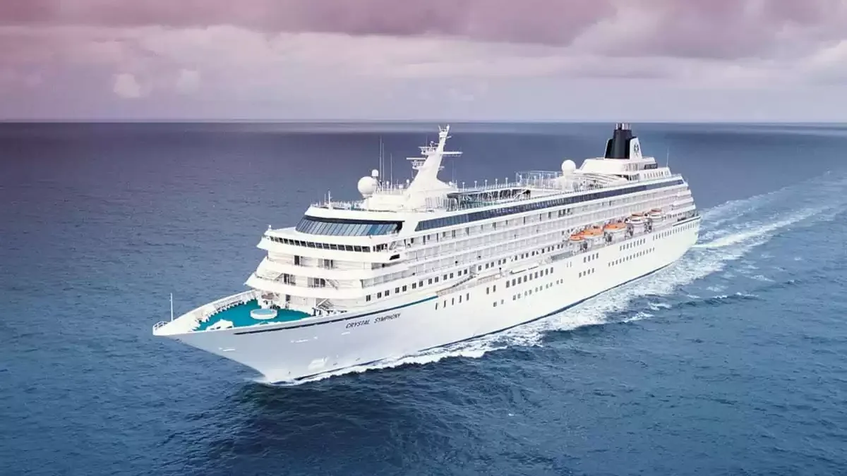 Le Crystal Symphony en mer, vu du ciel