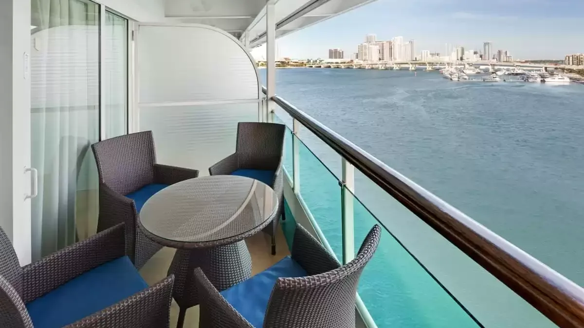 Une cabine à bord du Enchantment of the Seas