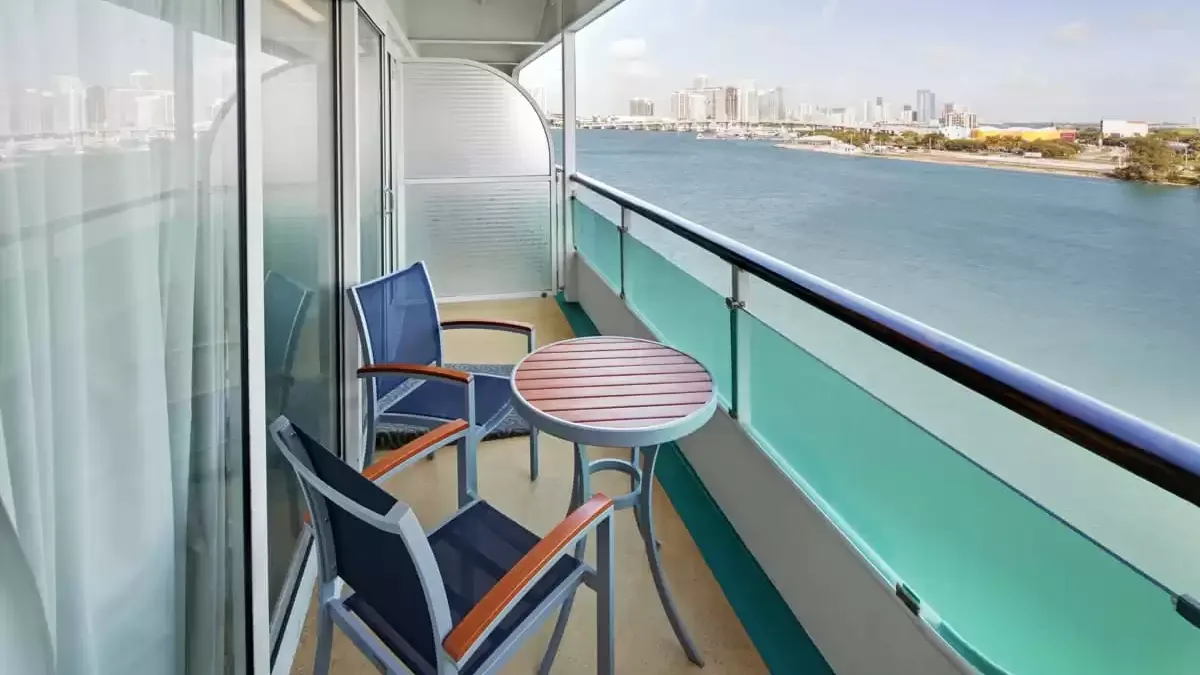 Une cabine à bord du Enchantment of the Seas