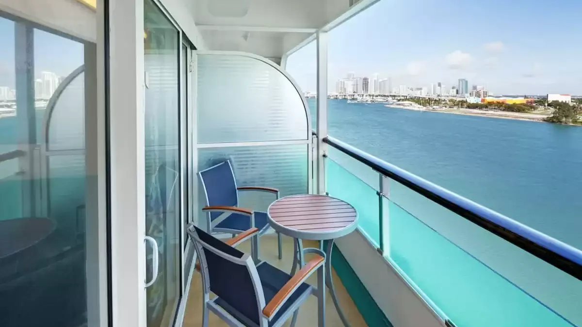 Une cabine à bord du Enchantment of the Seas