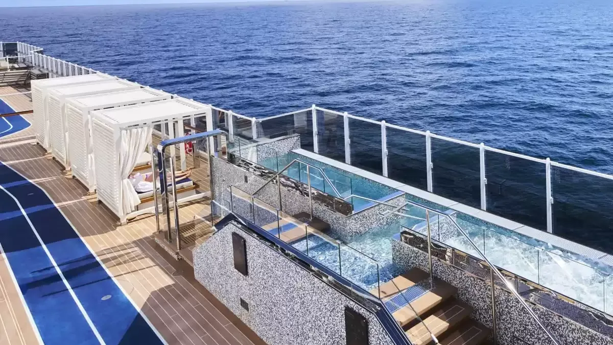 Espaces et activités à bord du EXPLORA II
