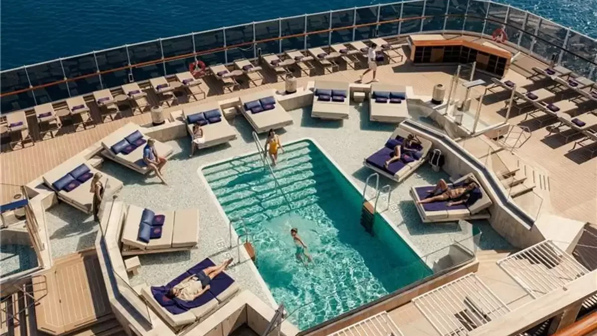 Espaces et activités à bord du EXPLORA V