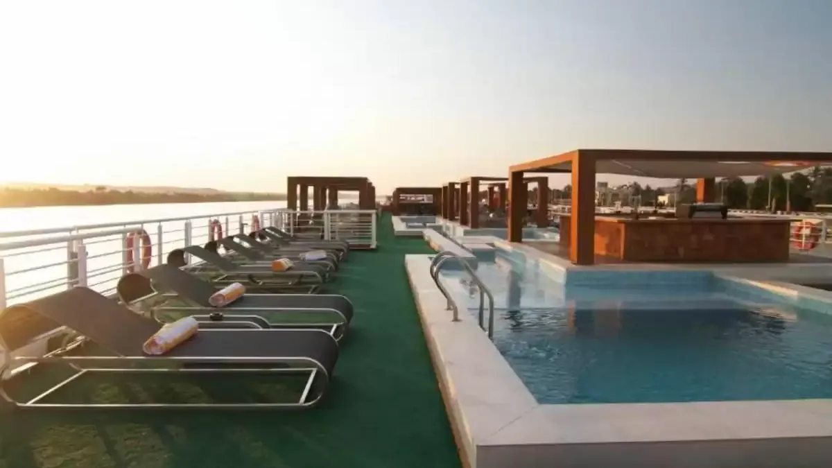 Espaces et activités à bord du Fayan