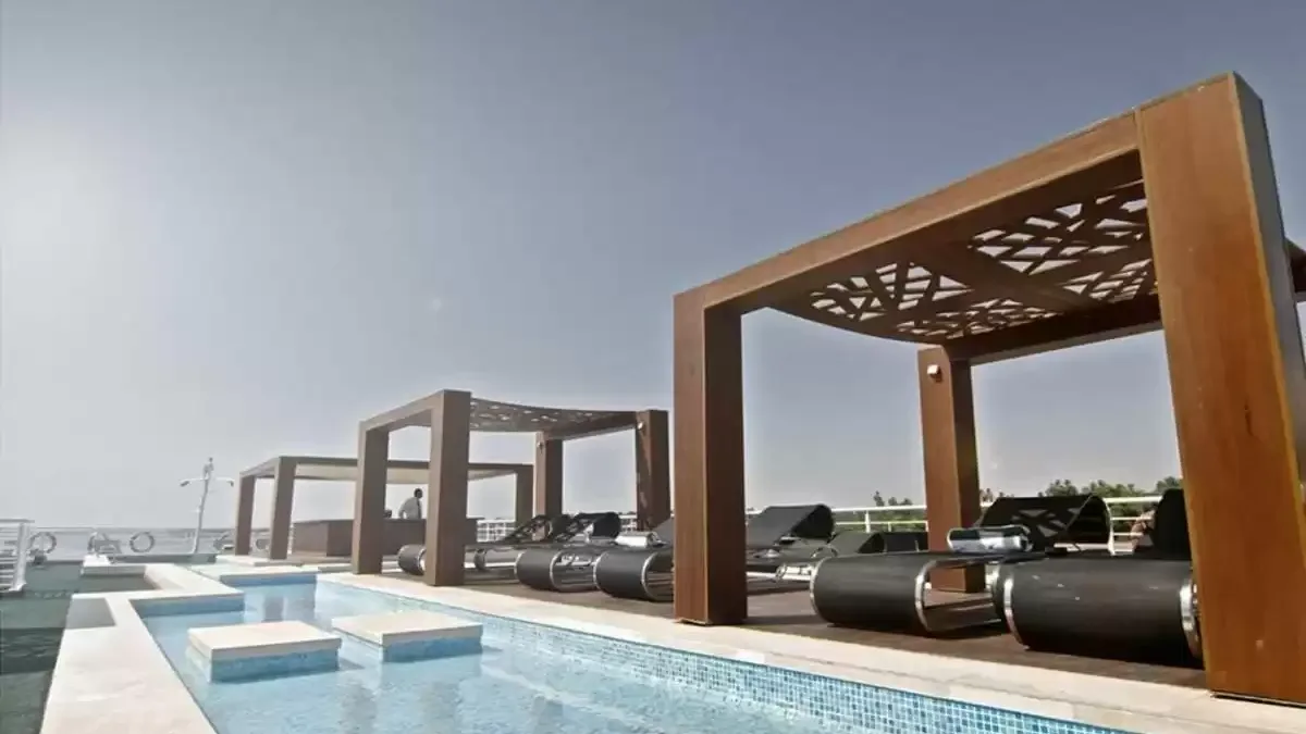 Espaces et activités à bord du Fayan