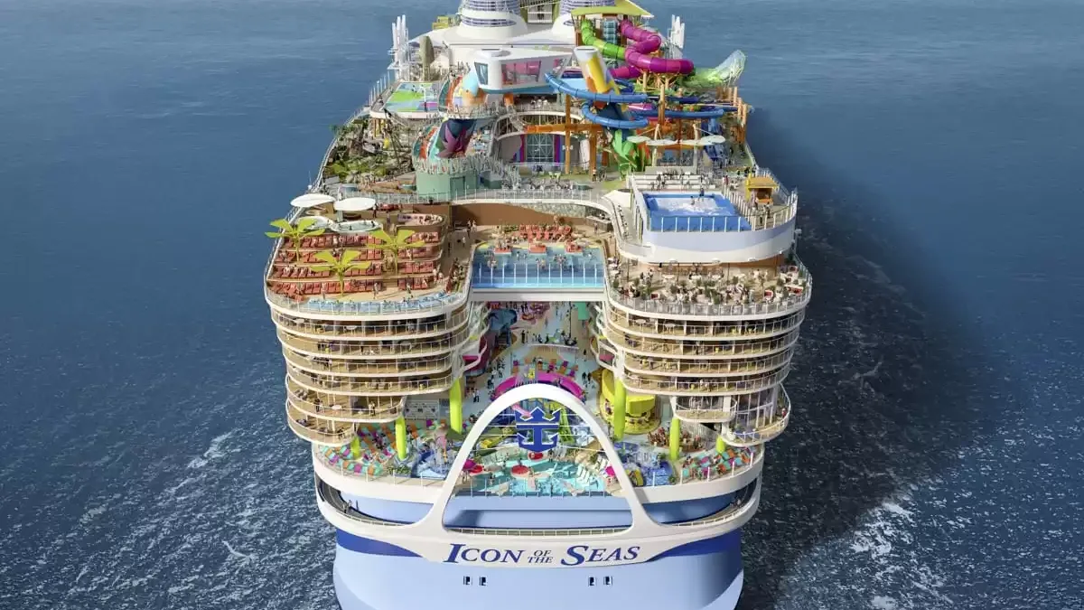 Le Icon of the seas en mer, vu du ciel
