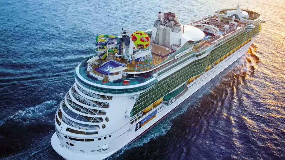 Le Independence of the Seas en mer, vu du ciel
