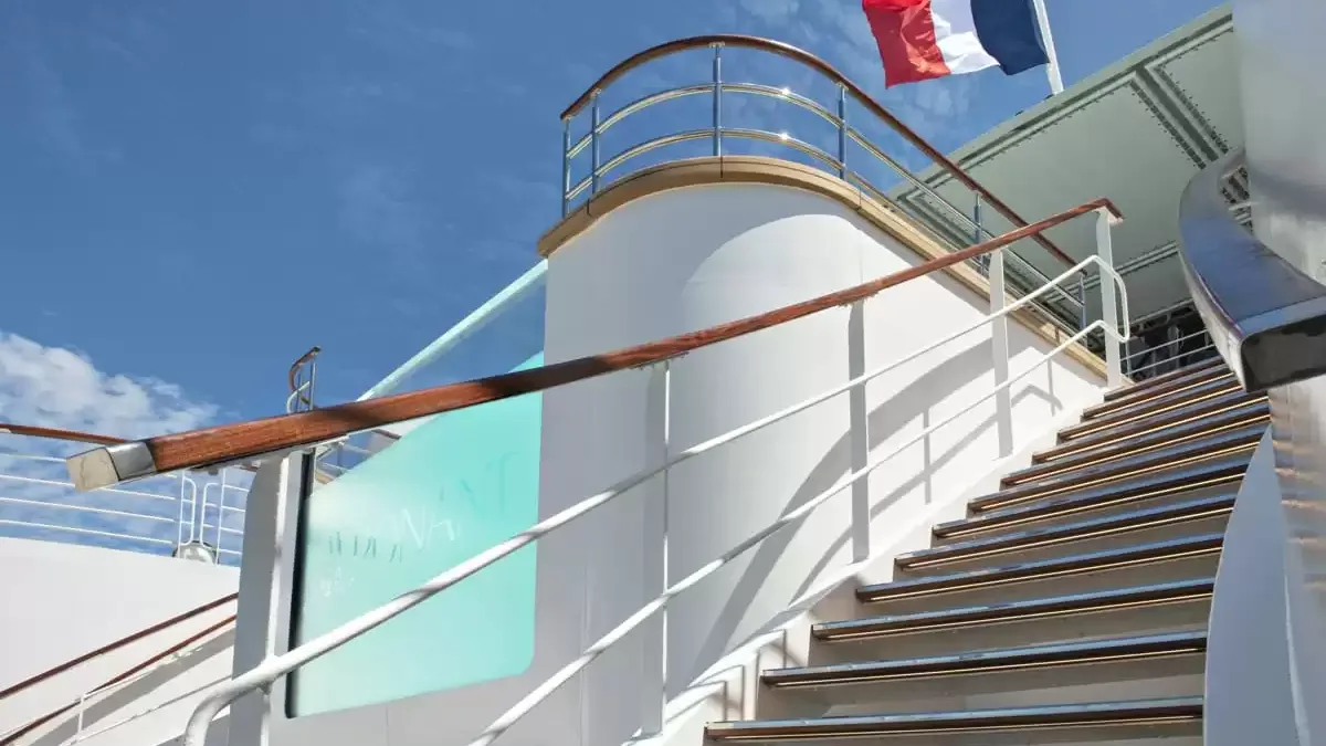 Espaces et activités à bord du Le Bellot