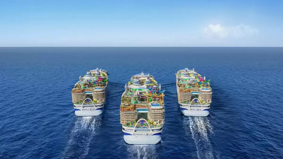 Le Legend Of The Seas en mer, vu du ciel