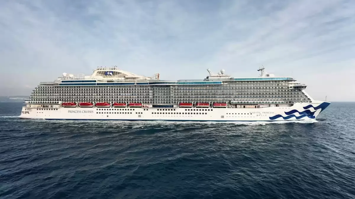 Le Majestic Princess en mer, vu du ciel